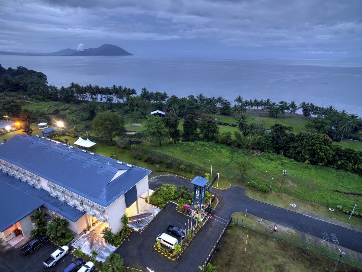 Gazelle International Hotel Kokopo Exterior photo